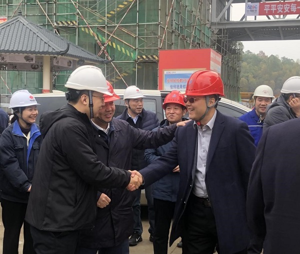 国家能源集团电力部副主任王强与多宝(中国)董事、副总经理崔向军会晤.jpg 国家能源集团电力部副主任王强与多宝(中国)董事、副总经理崔向军会晤.jpg