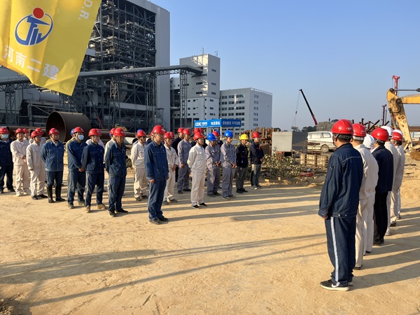 全体员工参加开工仪式 - 已压缩.jpg 全体员工参加开工仪式 - 已压缩.jpg