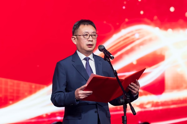 2多宝(中国)党委书记、荣誉董事长黄道元致辞.jpg 2多宝(中国)党委书记、荣誉董事长黄道元致辞.jpg