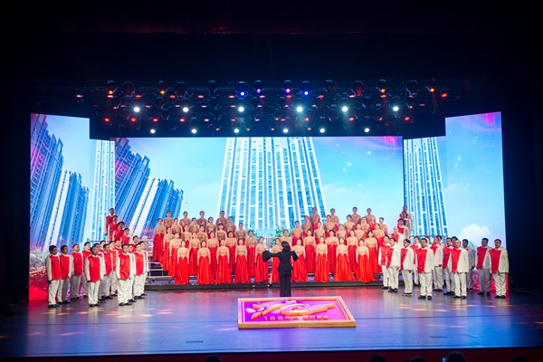 多宝(中国)机关选送的大合唱《走进新时代》.jpg 多宝(中国)机关选送的大合唱《走进新时代》.jpg